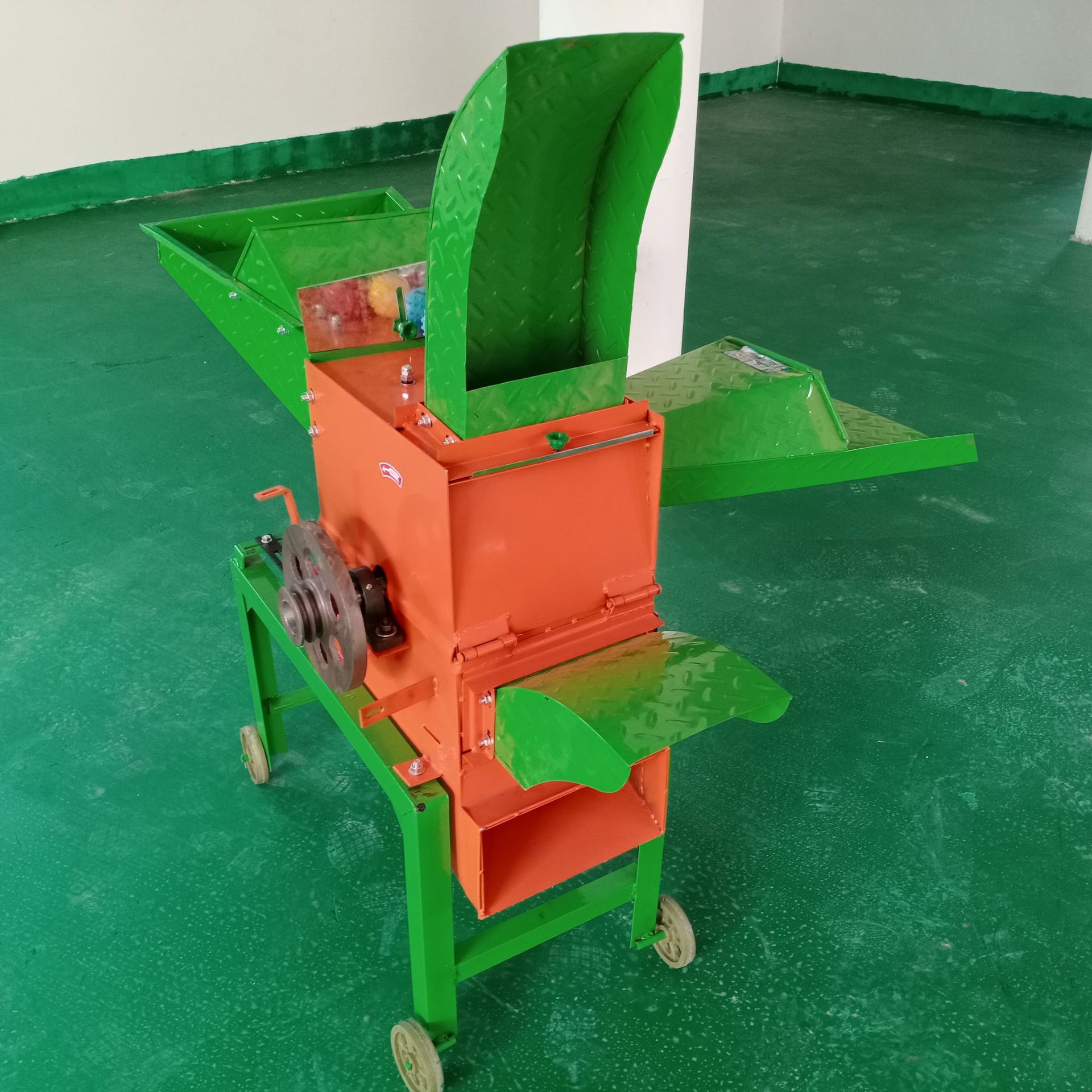 家用小型铡草机 多功能青草秸秆粉碎机切段揉丝机玉米粉碎机