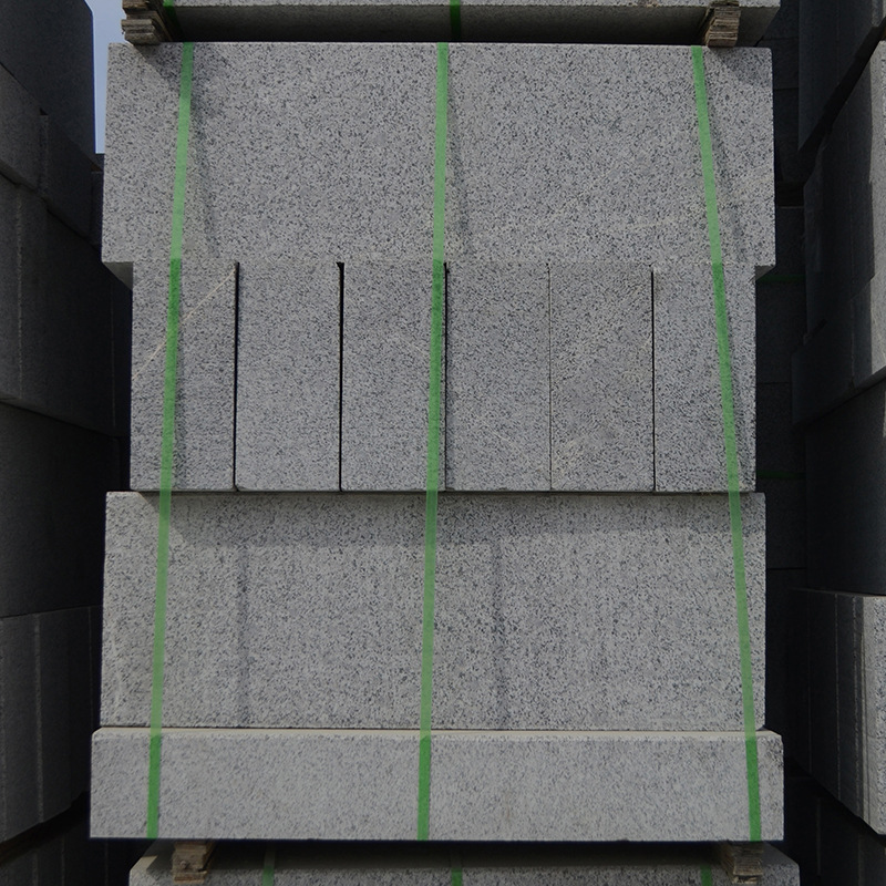 芝麻灰花岗岩路缘石大理石路侧石灰麻道牙路平石立缘石价格