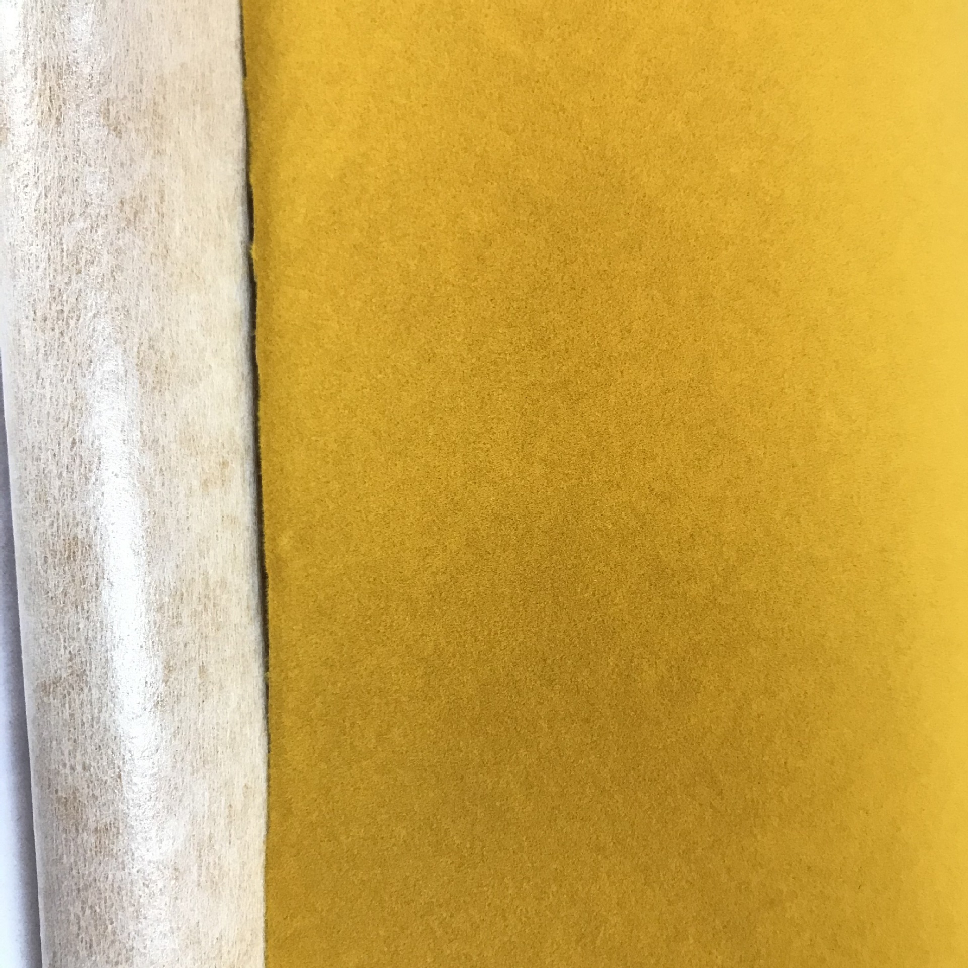 厂家直销金黄色水刺底长毛绒植绒布 柜台布包装礼盒自粘植绒布