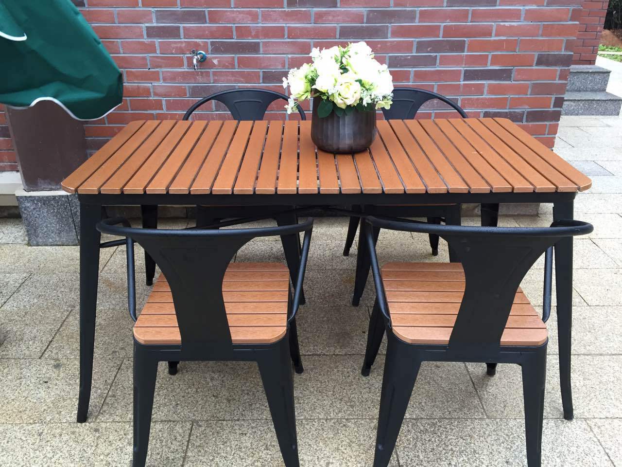 露台户外桌椅组合 庭院阳台塑木户外桌花园咖啡厅休闲室外小桌椅