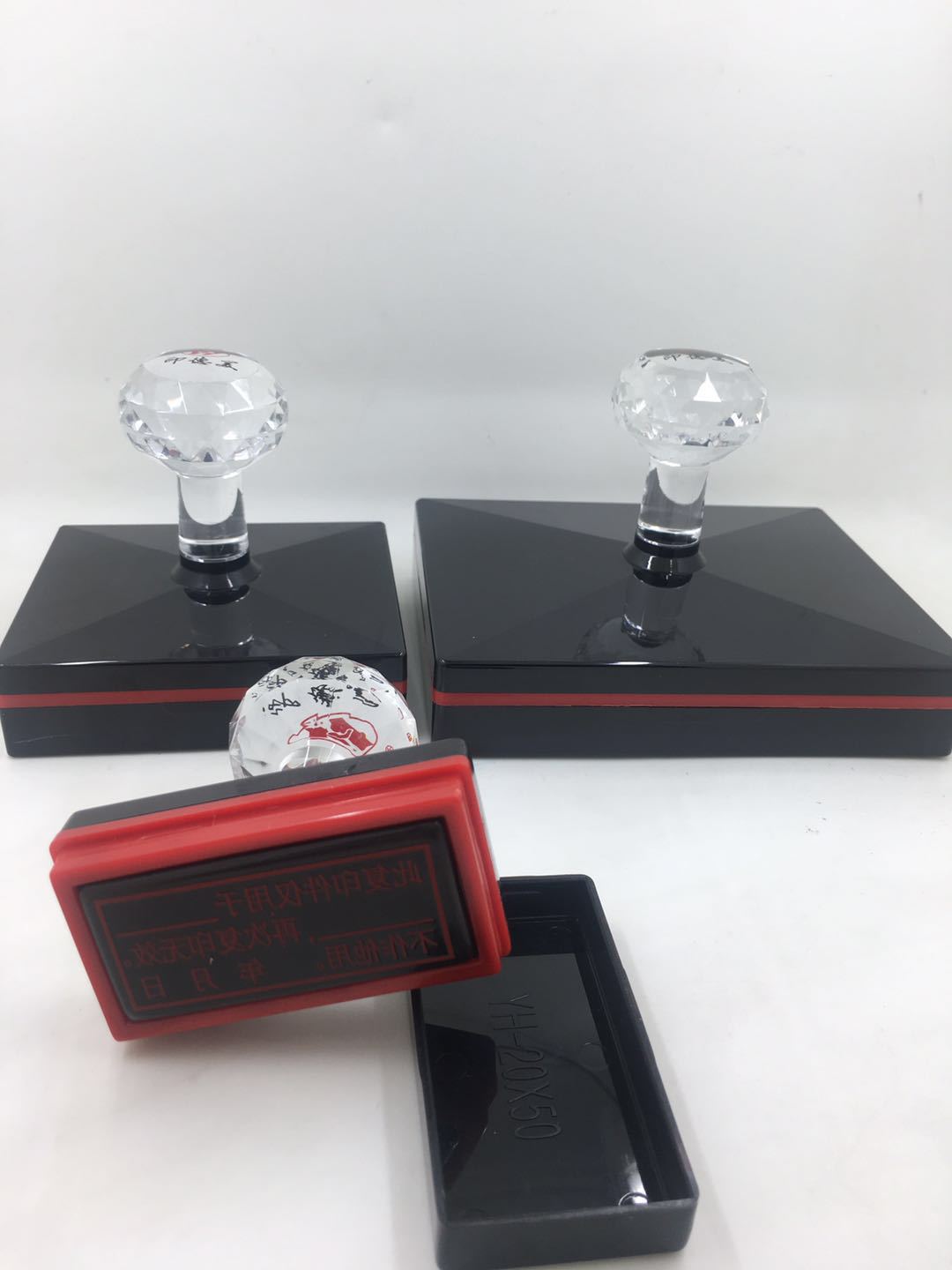 水晶光敏印章刻圆形印章方形印二维码姓名章盖包装箱的大印章包邮