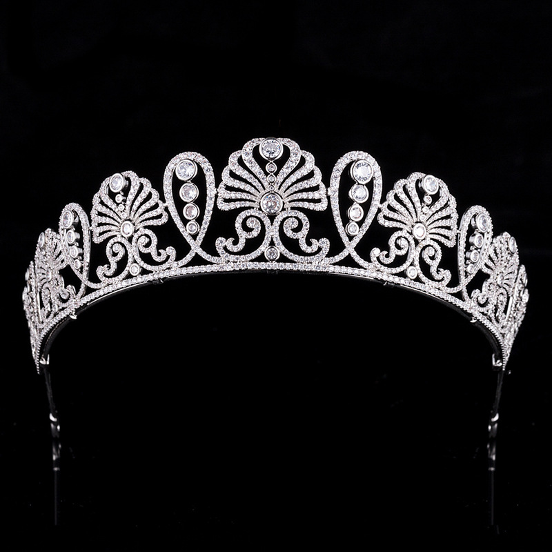 日本皇室美智子皇后王冠花瓣婚礼头饰新娘结婚菊花锆石皇冠配饰