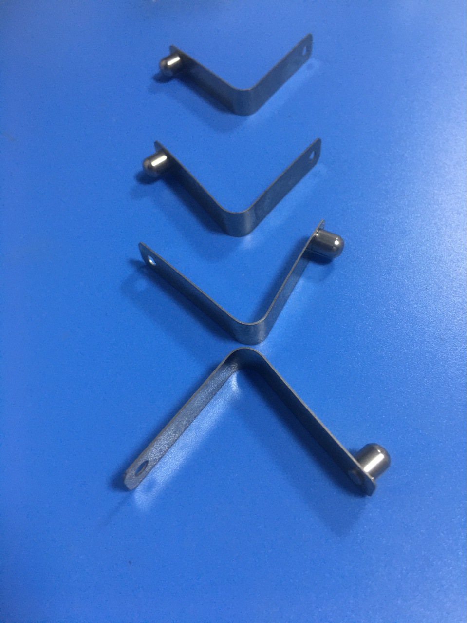 卡扣定制v型弹片u型空心弹珠防脱卡扣不锈钢管内定位弹片五金弹片