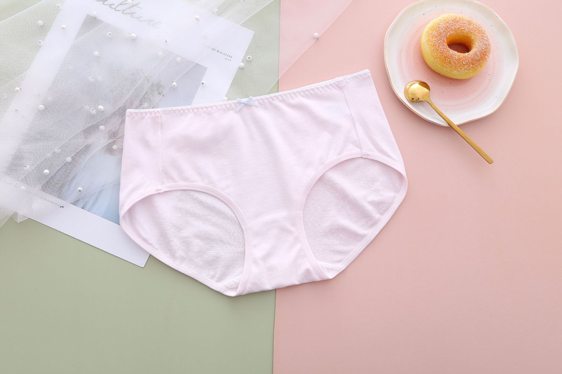 新款夏季轻薄透气少女内裤轻薄舒适少女三角裤发育期纯色少女短裤