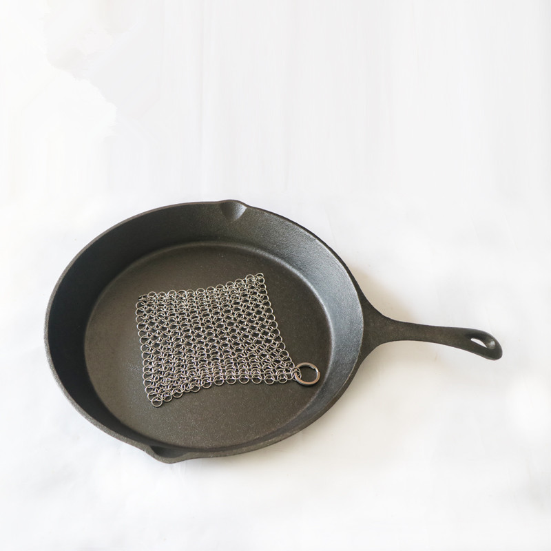 烧烤工具铸铁煎锅平底锅烤盘野营户外用煎锅带硅胶防烫把手除锈链