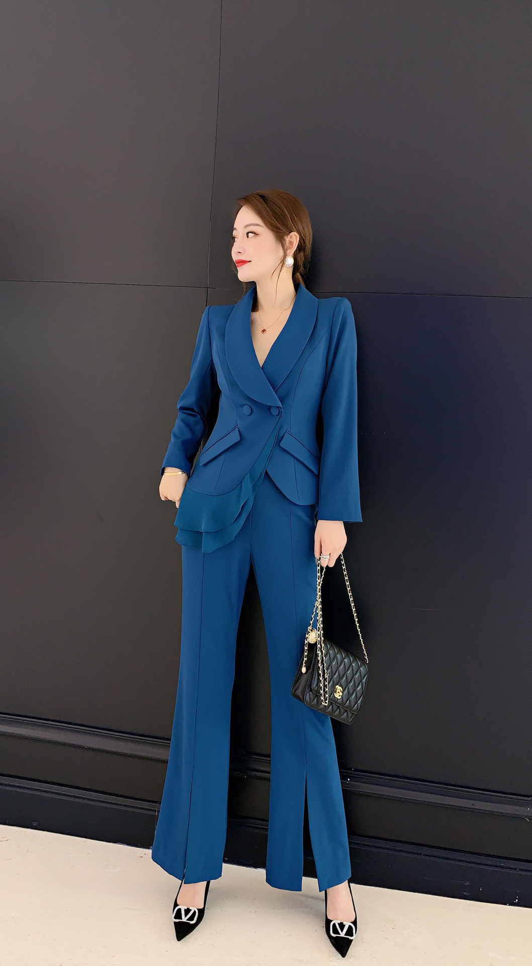 ol通勤气质2020秋季新款女装 不规则西装外套 修身开叉长裤套装女