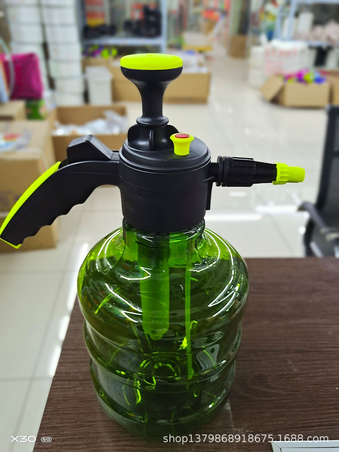 消毒喷壶浇花家用喷水壶园艺洒水壶气压喷雾消毒壶清洁农用喷雾瓶