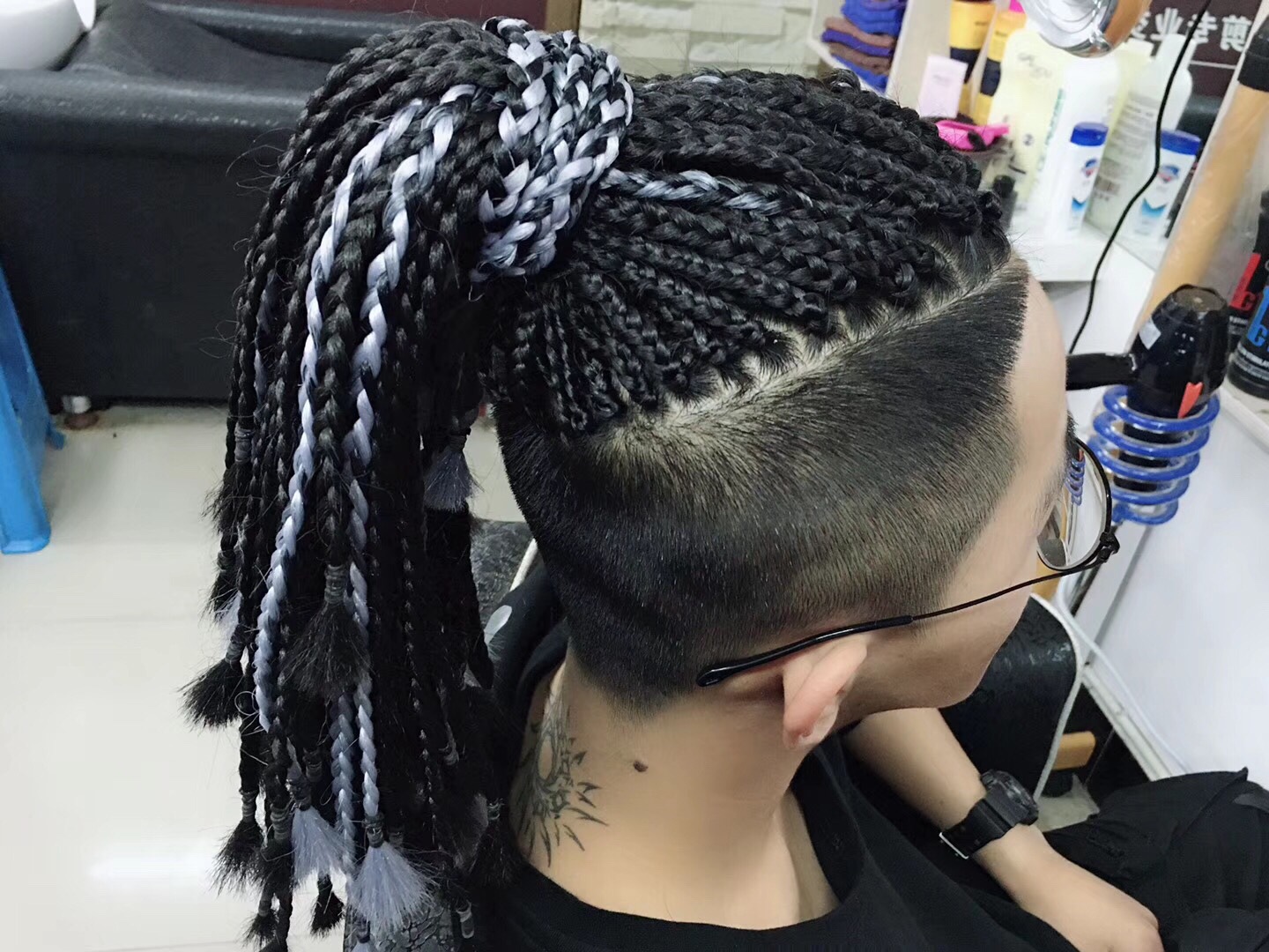 19年流行款假发辫子编头发辫子脏辫彩辫满头非洲小辫编发彩绳头绳