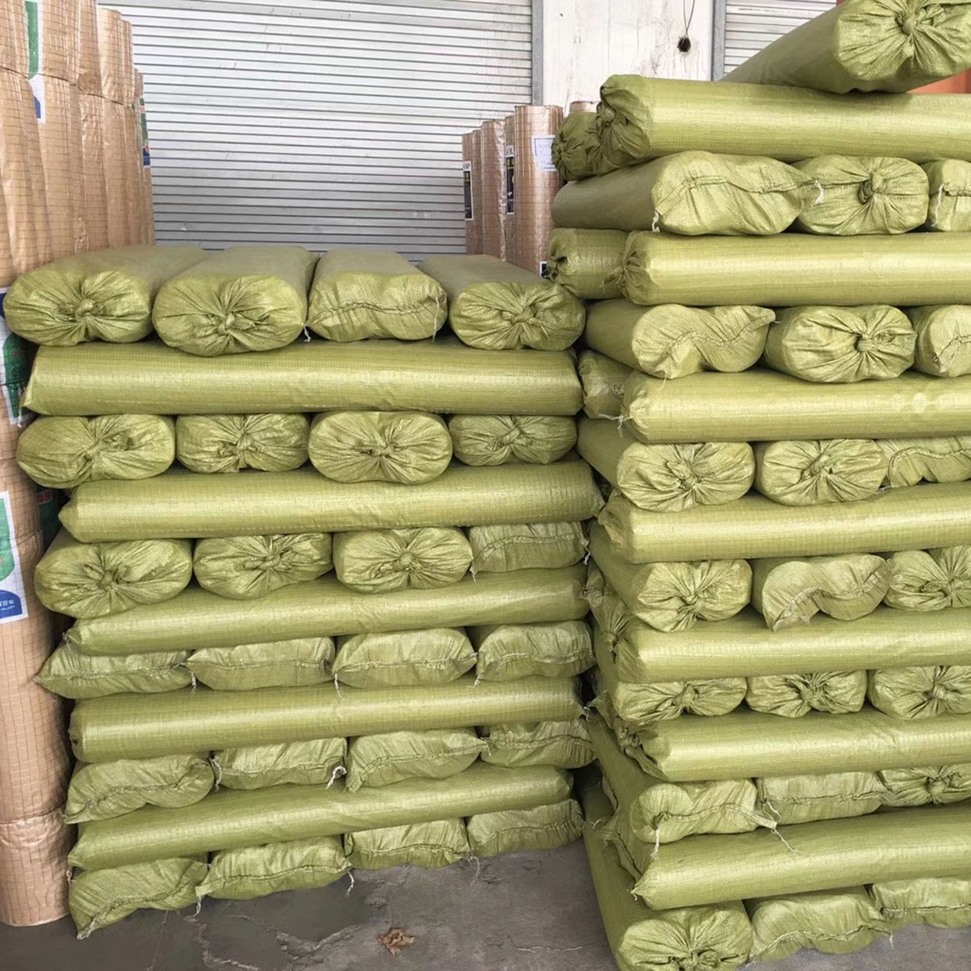 砂浆网挡灰网小孔编织铁丝网后浇带钢丝网镀锌方孔网抹灰网防裂网