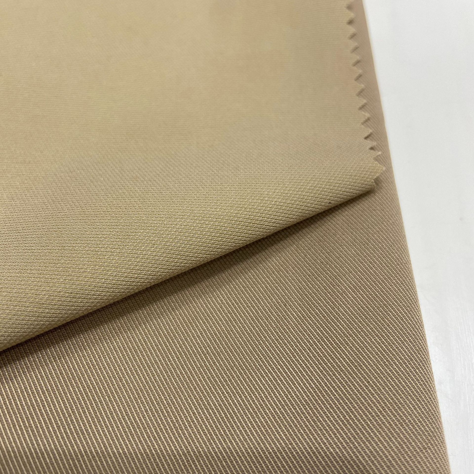 涤锦棉面料 风衣面料 斜纹风衣布新款派克服面料防水外套夹克面料