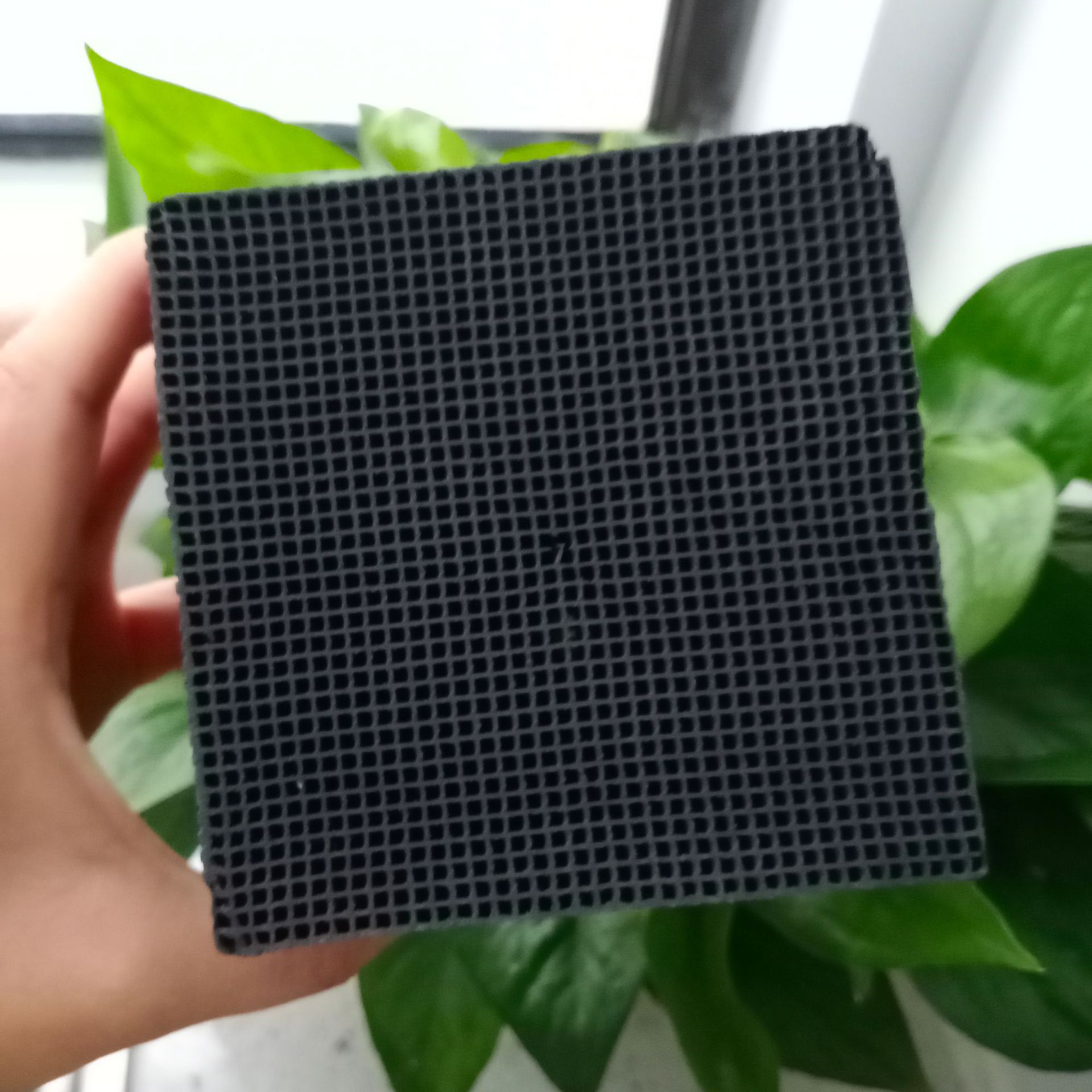 厂家供应蜂窝活性碳块工业有机废气处理蜂窝状活性炭砖蜂窝煤