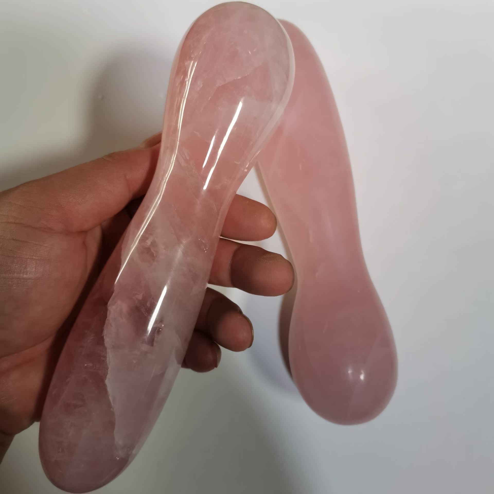 跨境天然玫瑰粉晶打磨18cm按摩棒情趣棒情趣用品厂家直销