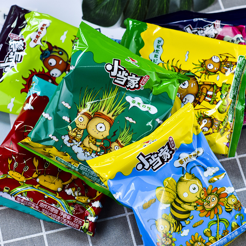 小当家干脆面22g干吃方便面捏碎面泡面好吃的小零食品非整箱一袋