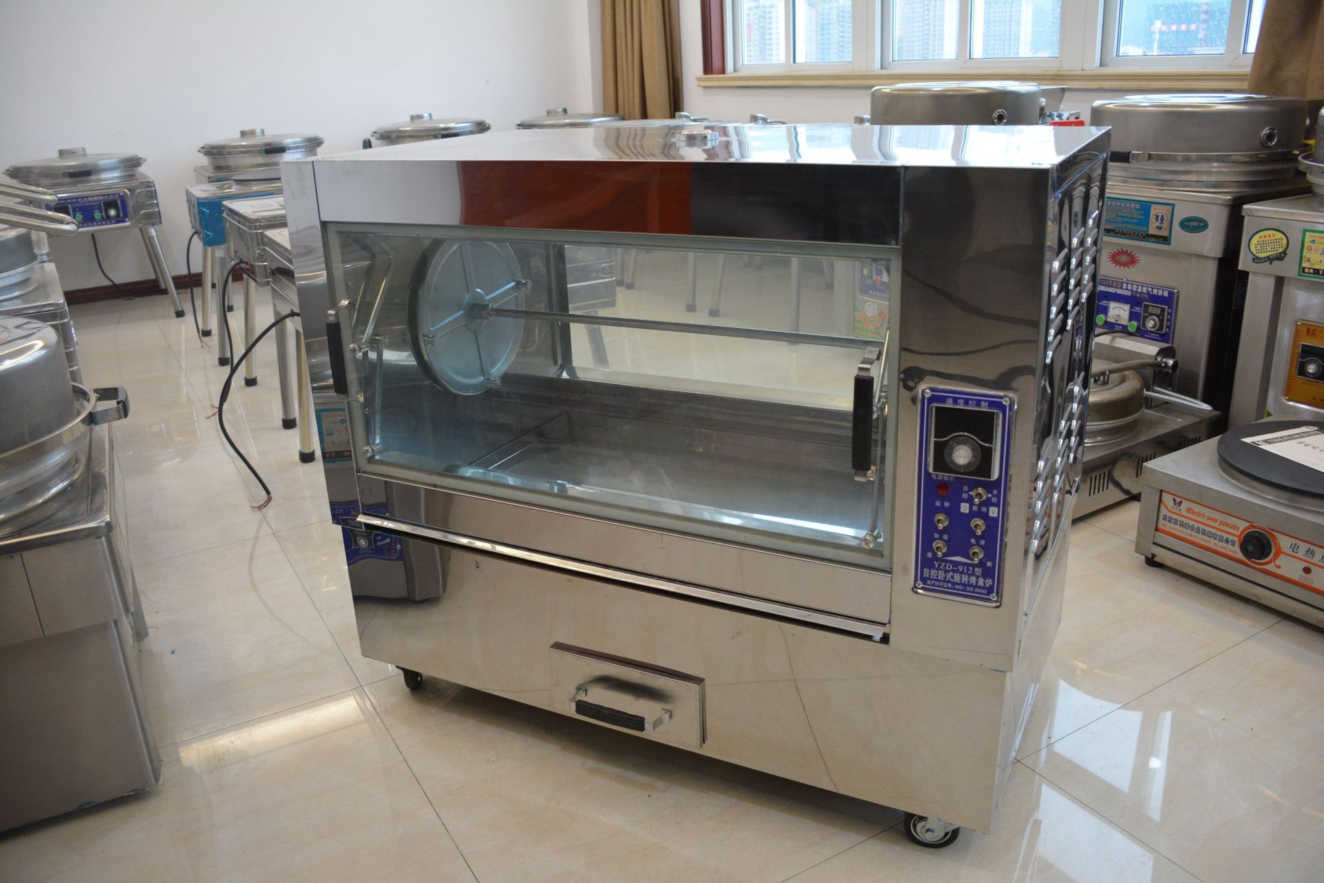 电烤鸡架烤箱商用自动旋转张成荣燃气烤鸡架子大容量卧式烤禽炉