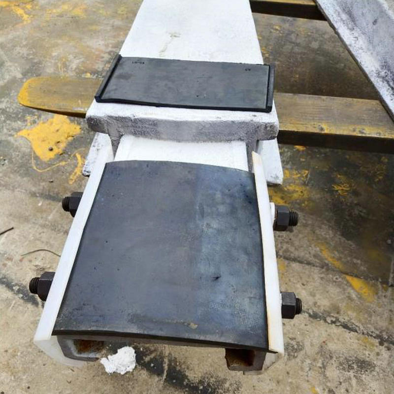 新型重轨配件护轨梭头 50kg60kg护轨装置