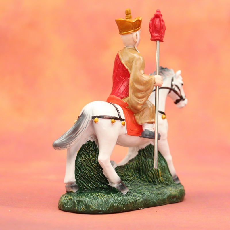 西游记公仔摆件齐天大圣孙悟空节日礼物卡通树脂工艺车载蛋糕摆件