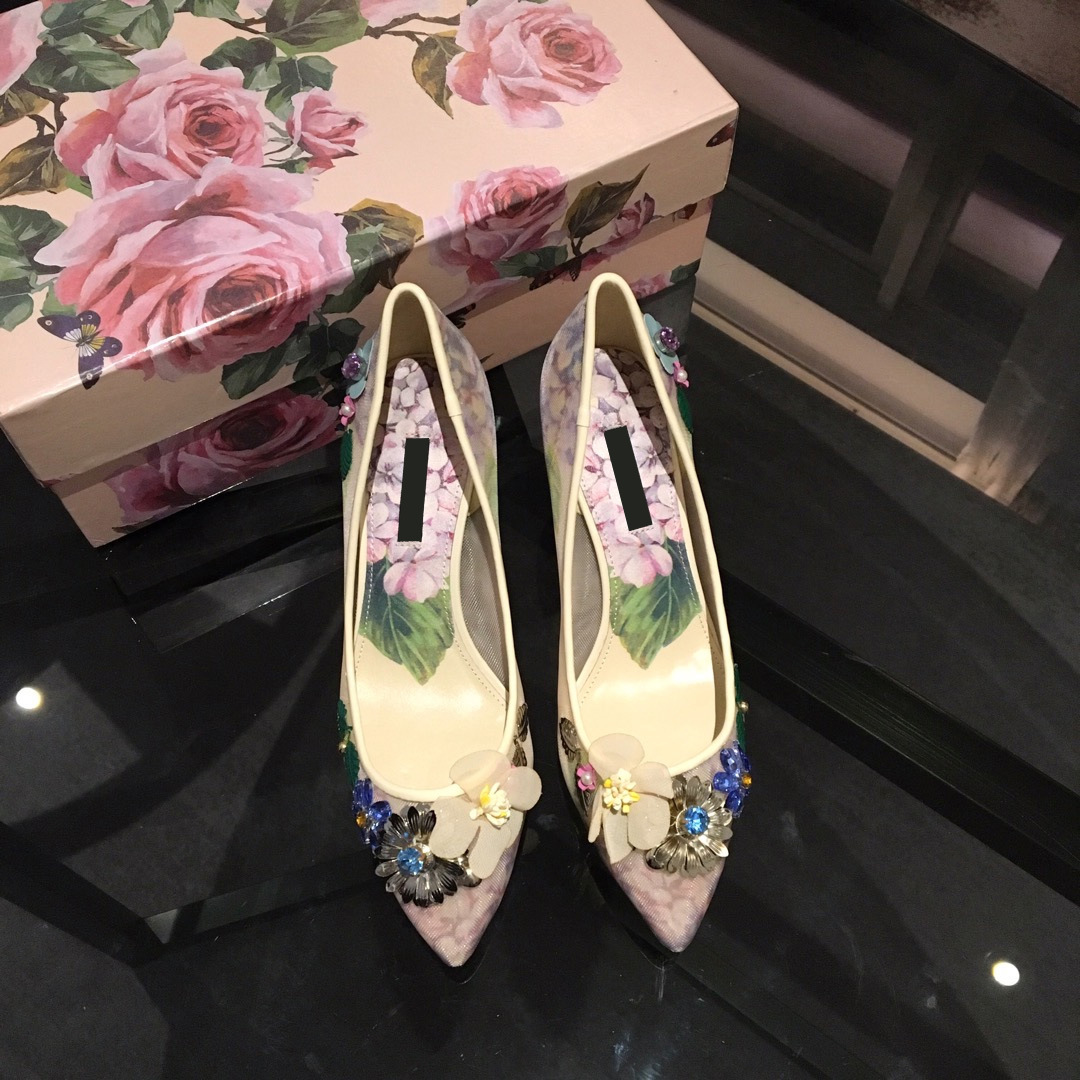 2020新款西西里风绣球花水钻尖头高跟鞋唯美花朵单鞋真皮高端女鞋