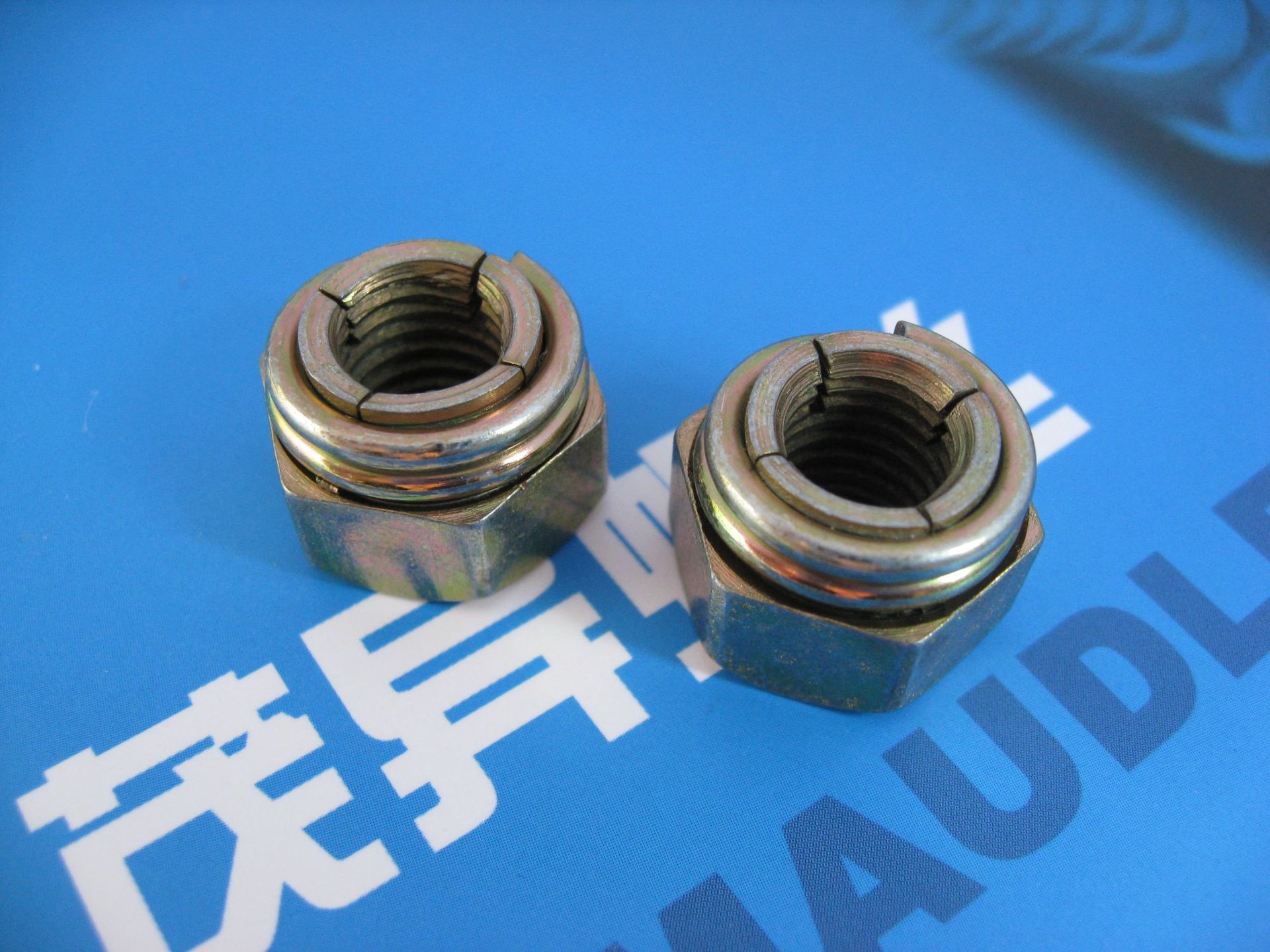 高速动车组列车用弹簧锁紧六角螺母uni9319