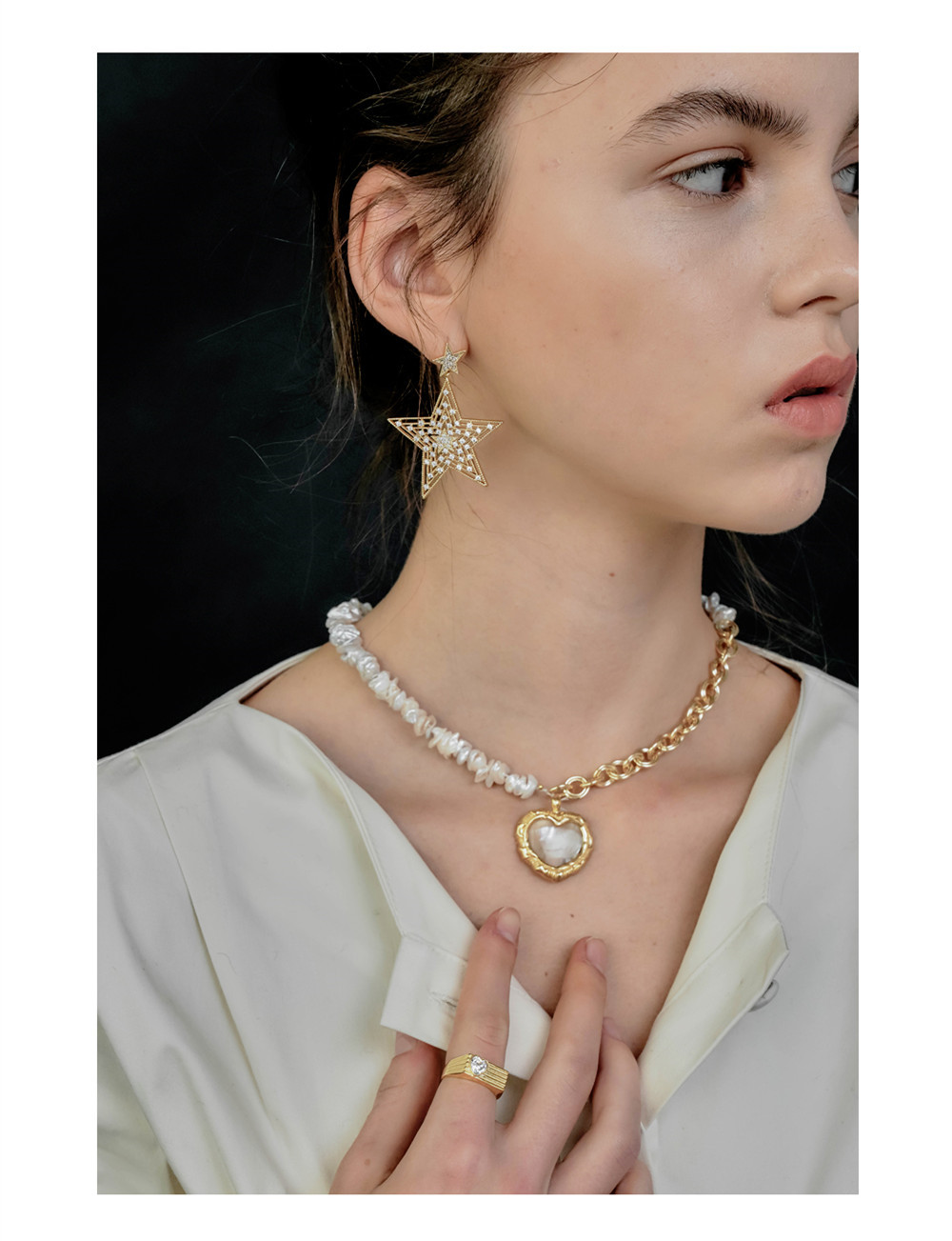 青岛饰品韩国设计复古夸张个性金属18k金珍珠拼接锁骨项链短款女