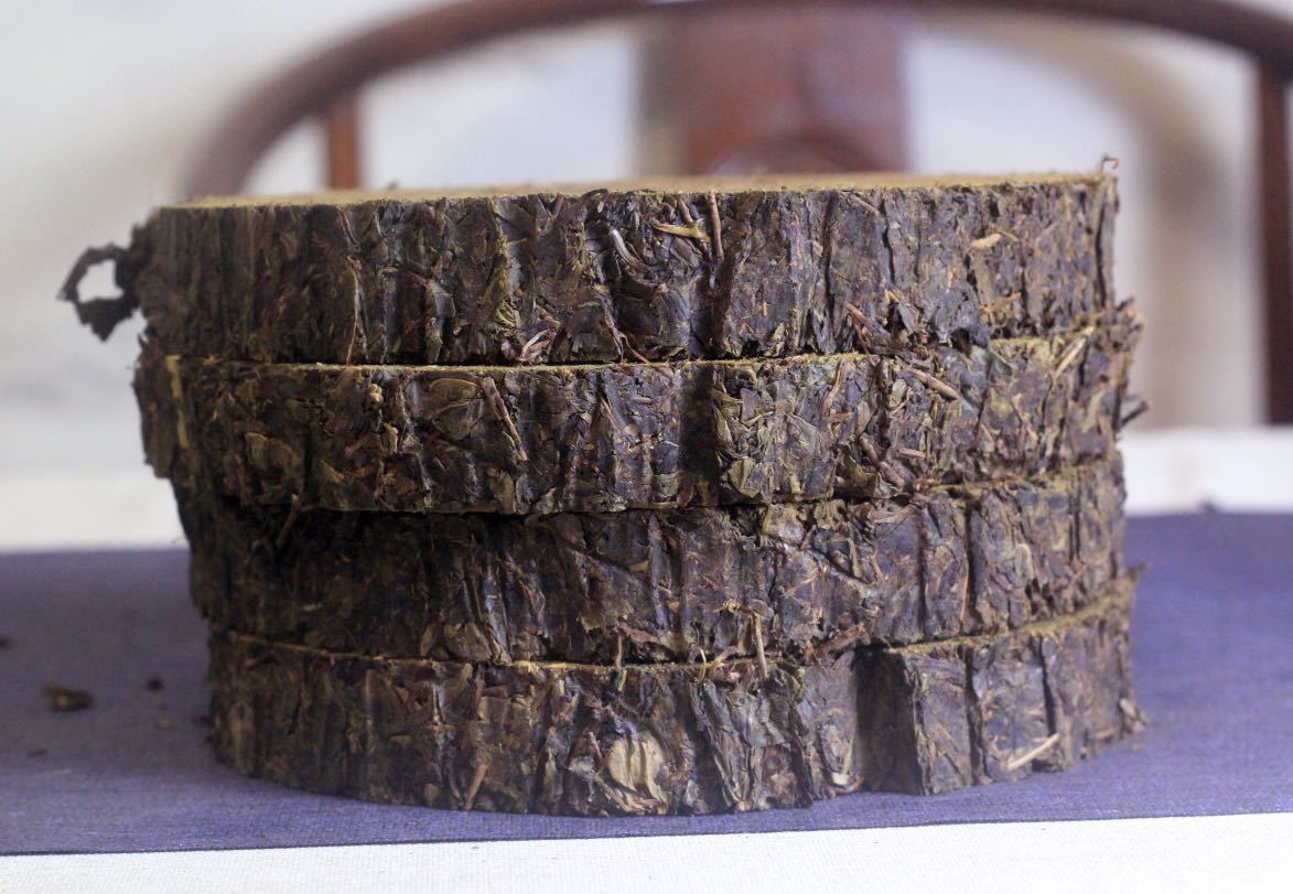 批发义聚昌湖南黑茶安化 2016年原叶千两茶饼650g茶叶特产收藏