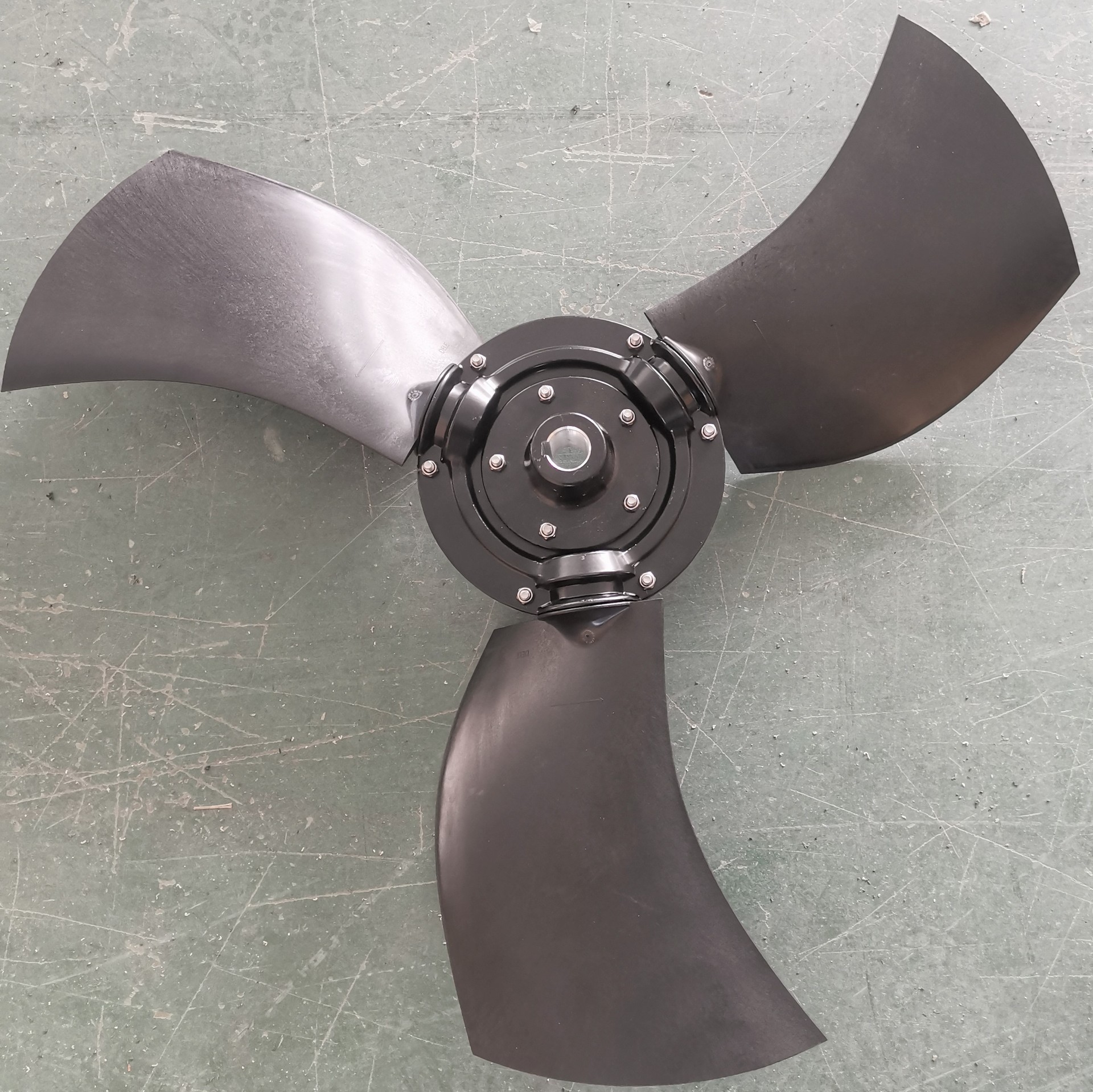 厂家供应养殖厂抽风机风扇叶轮畜牧业风扇叶轮定制710圆筒风机叶