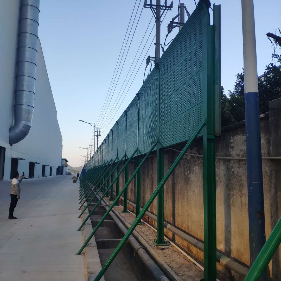 广州厂家现货供应 凹凸穿孔声屏障 工厂机械 设备降噪消音隔音屏