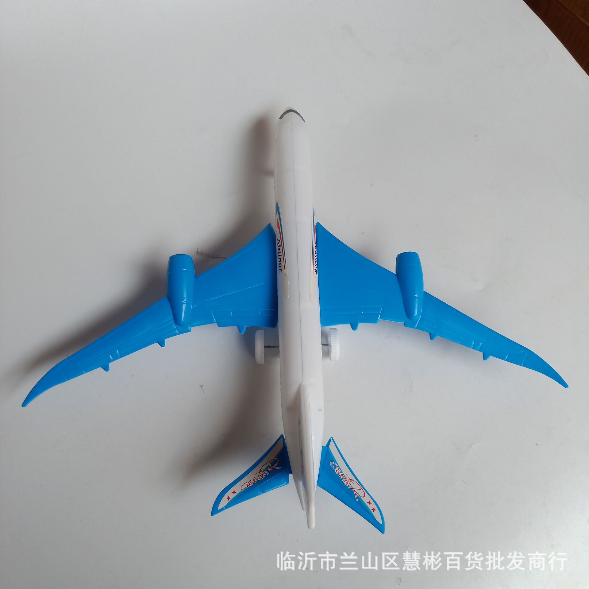 两元百货创意拉线大白色飞机可爱儿童玩具飞机幼儿园男孩小飞机