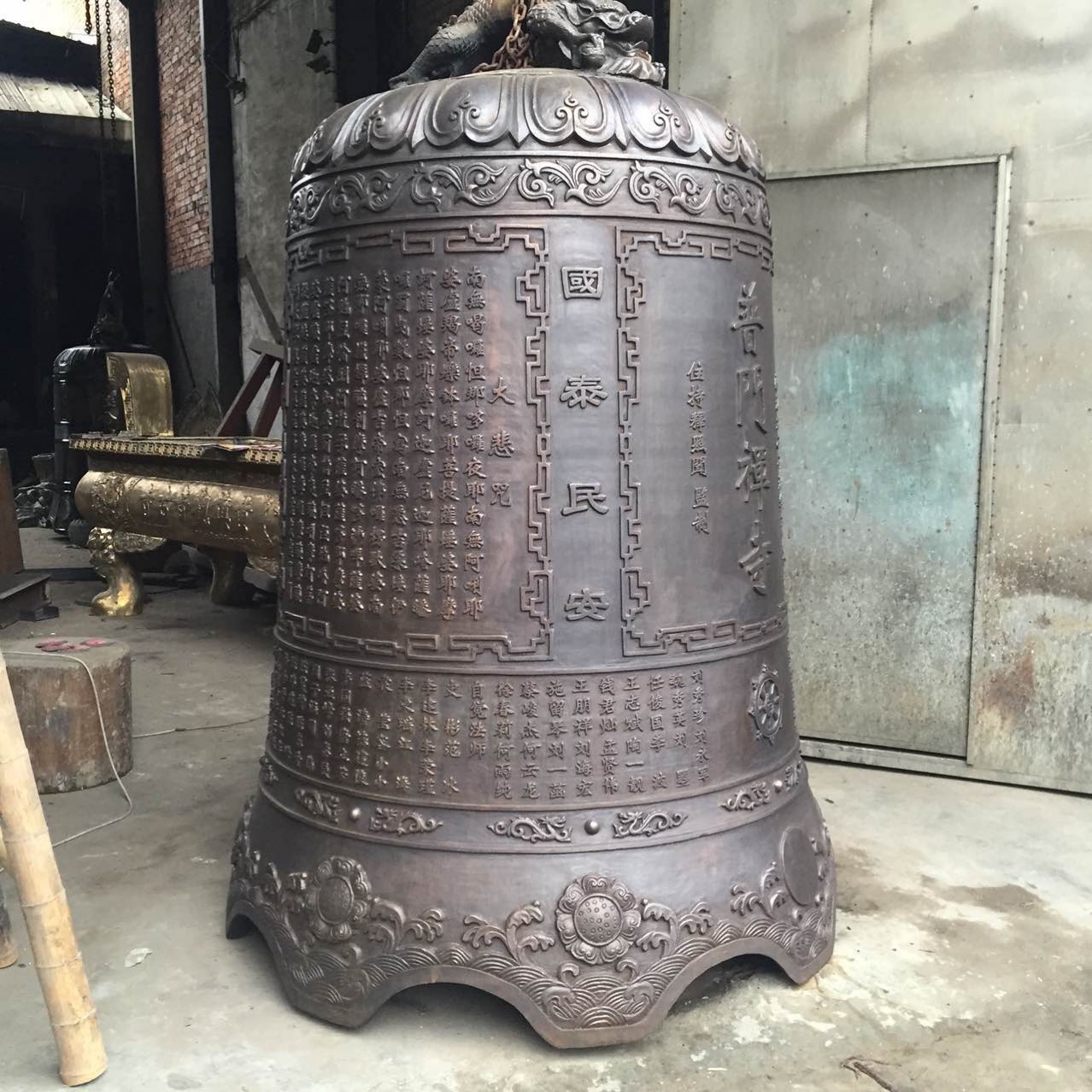 辉煌法器黄铜钟青铜钟寺院铜钟铁钟铜钟铜钟铜钟铜钟厂家直销