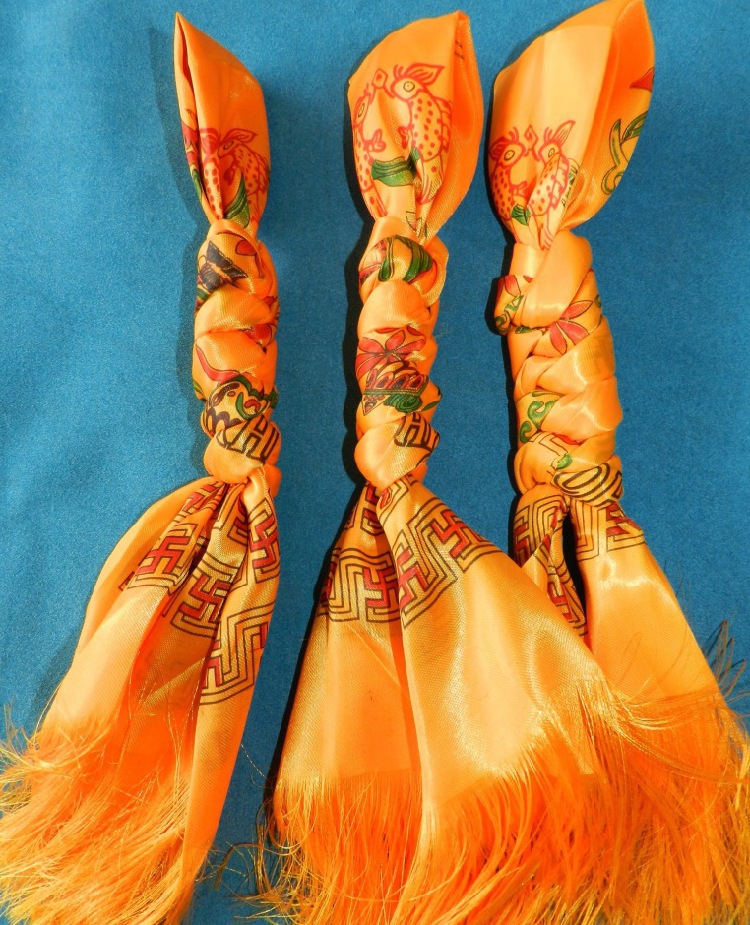 蒙古族工艺品 纯手工金刚结 吉祥结 汽车挂饰 2种颜色可供选择