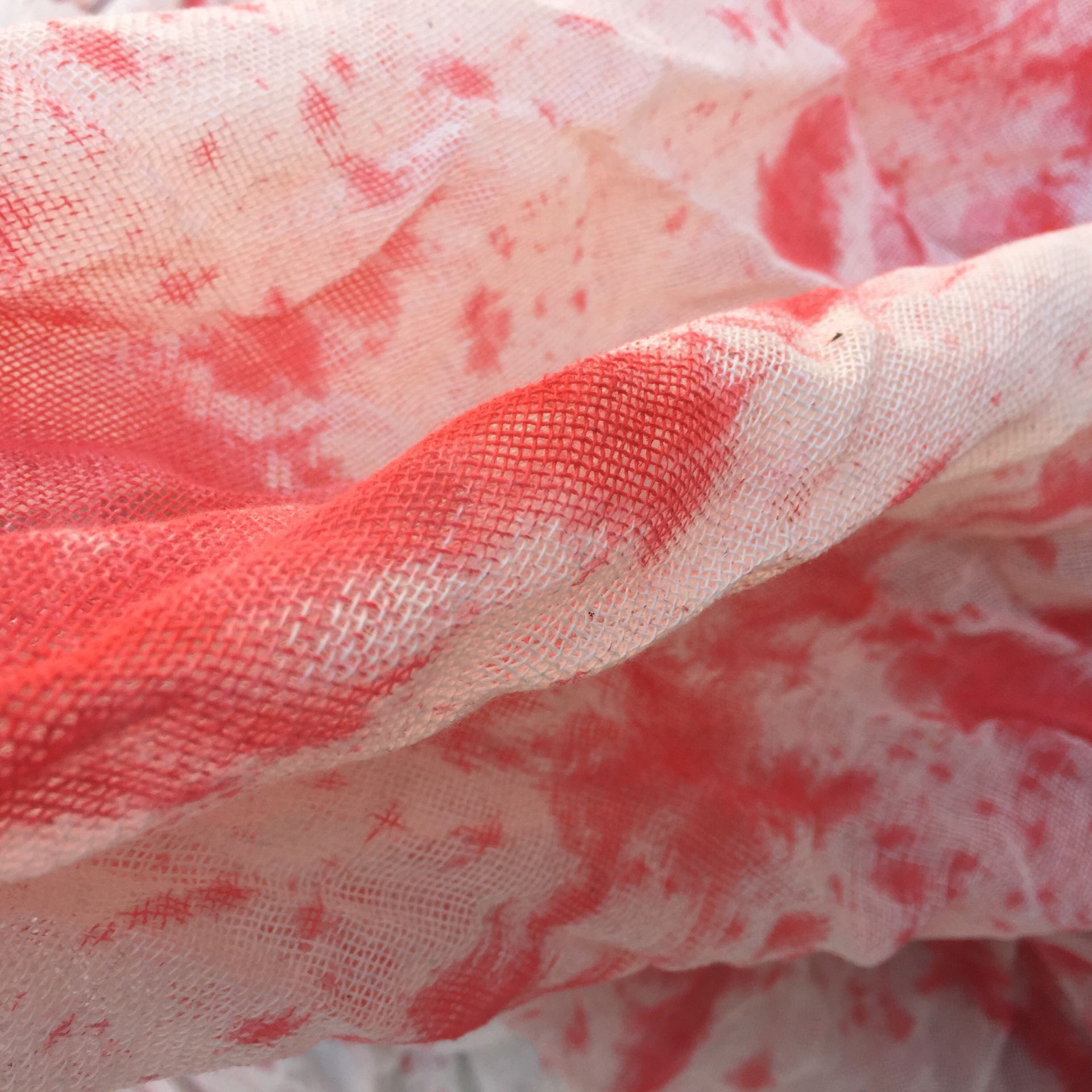 厂家批发万圣节纱布 鬼节装饰恐怖气氛染色纱布 布置道具黑纱布