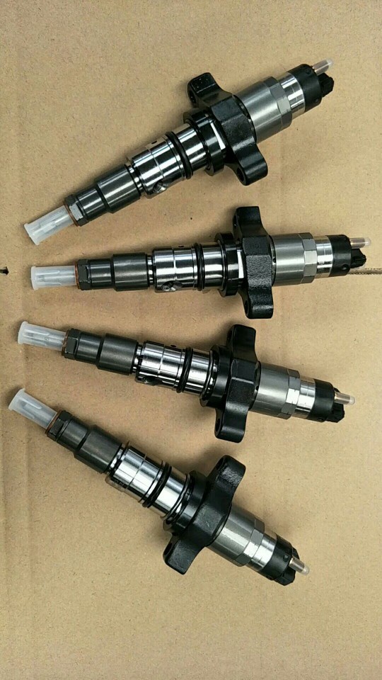 博士喷油嘴0445120268康明斯工程机械喷油器博士喷油器