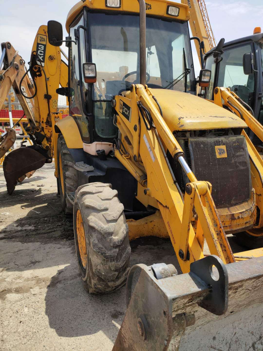 苏个人出售二手凯斯580两头忙装载机