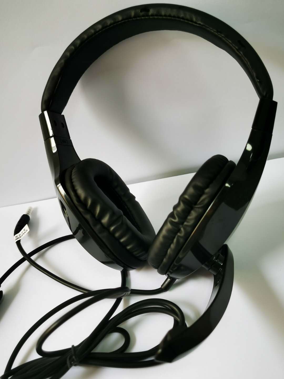 新款跨境电脑吃鸡游戏电竞有线耳机 韩国现代h8350头戴式电脑耳机