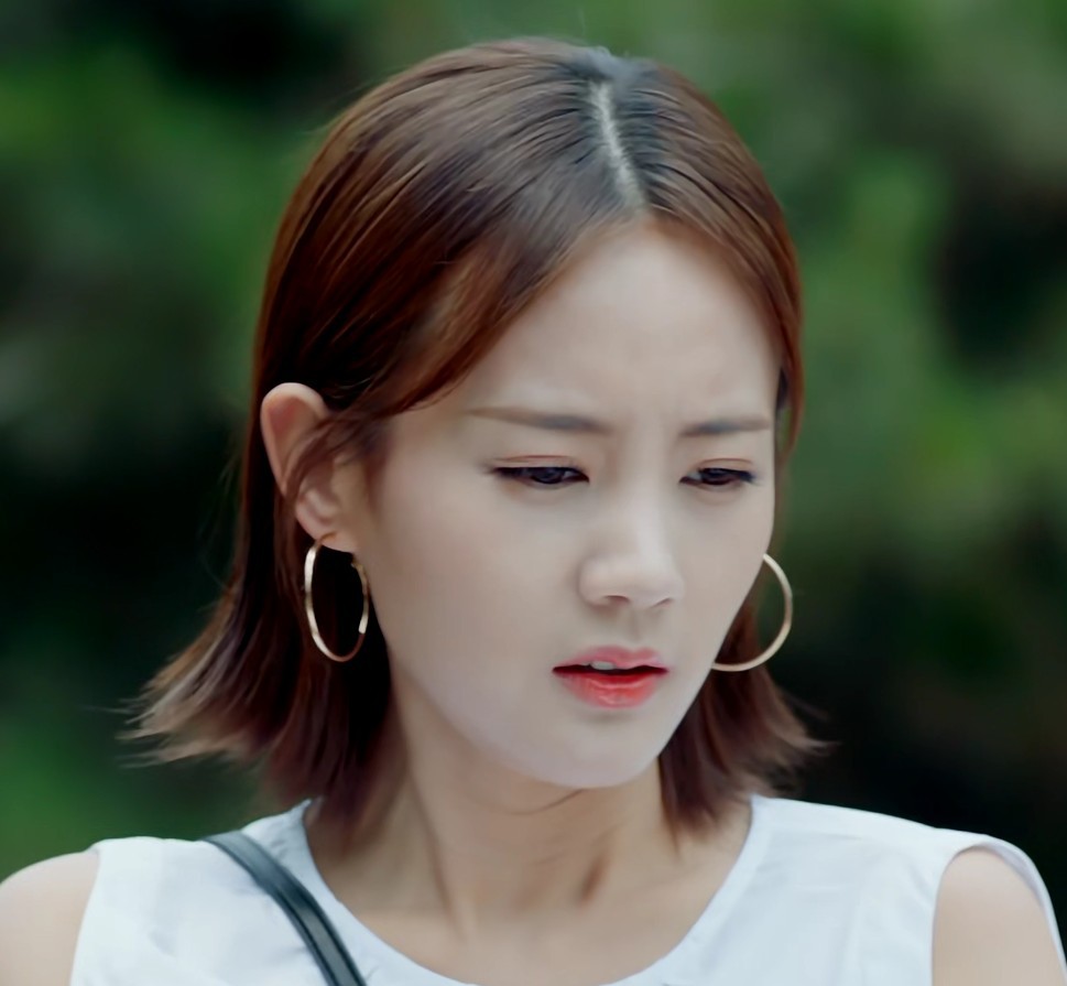 爱我就别想太多李一桐夏可可同款耳环s925银针嘴唇耳钉可爱耳饰