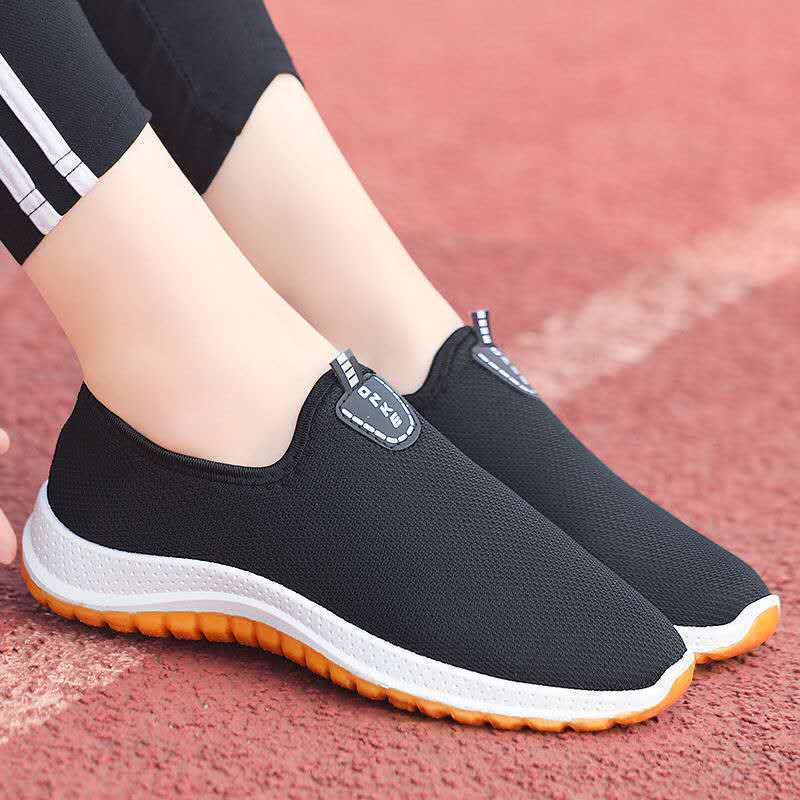 2022 Spring New Women's Shoes Old Beijing Cloth Shoes Women's Middle-Aged and Elderly Walking Shoes Flat Casual Sneaker