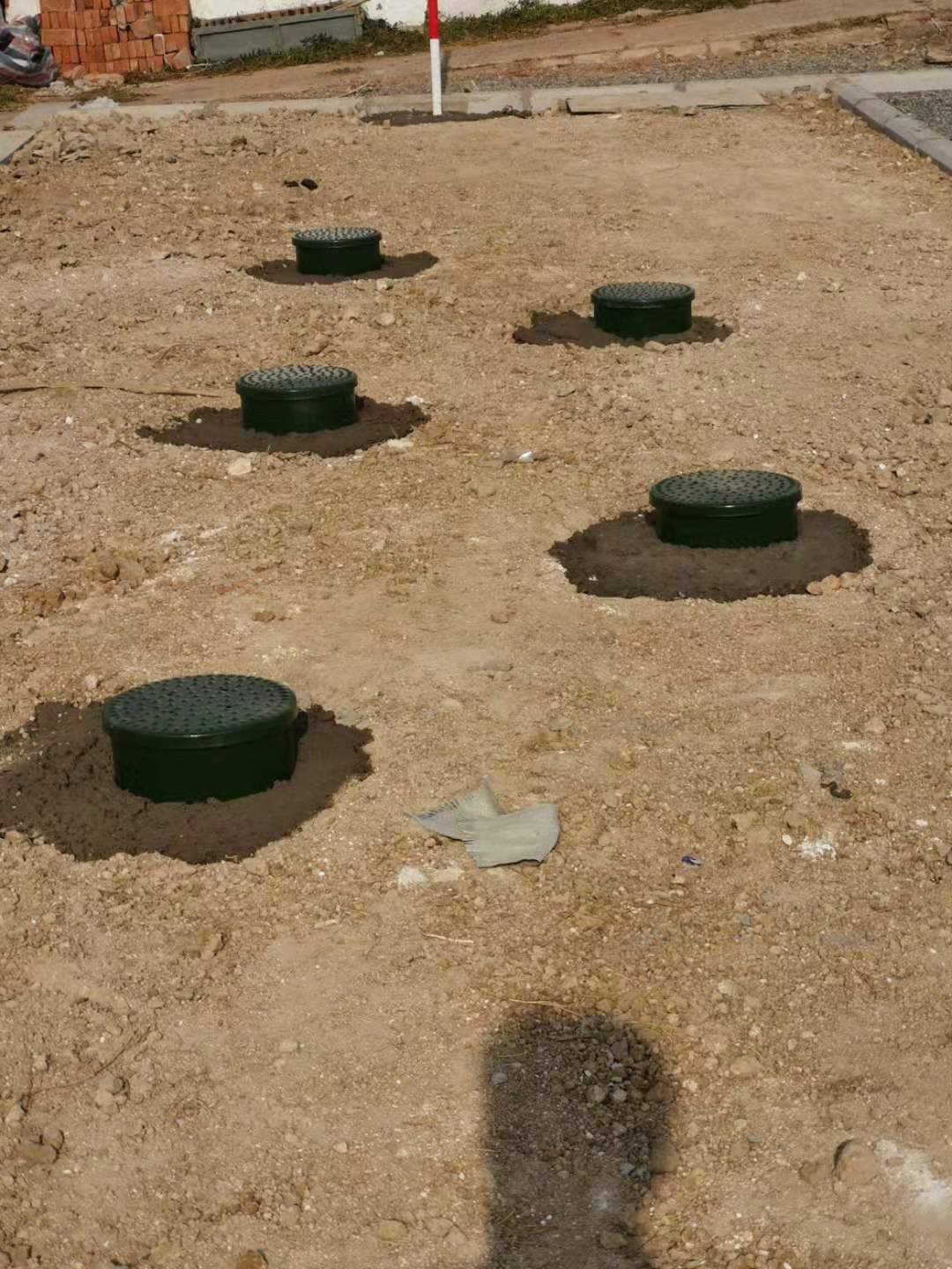 400米障碍体能心里行为高空训练器材渡海登岛拓展类滚轮转梯