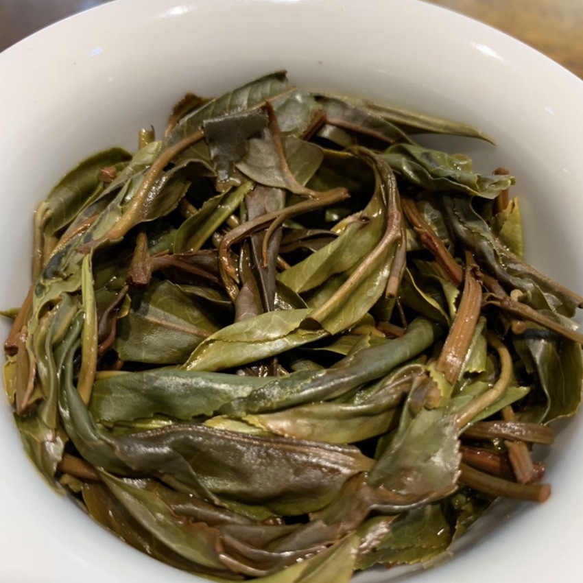 2020年云南临沧大雪山古树紫茶紫芽茶普洱茶生茶叶紫娟