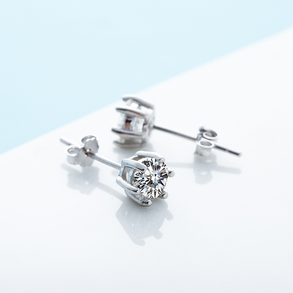 经典六爪莫桑石耳钉纯银电镀白金镶莫桑钻耳饰抖音直播首饰货源