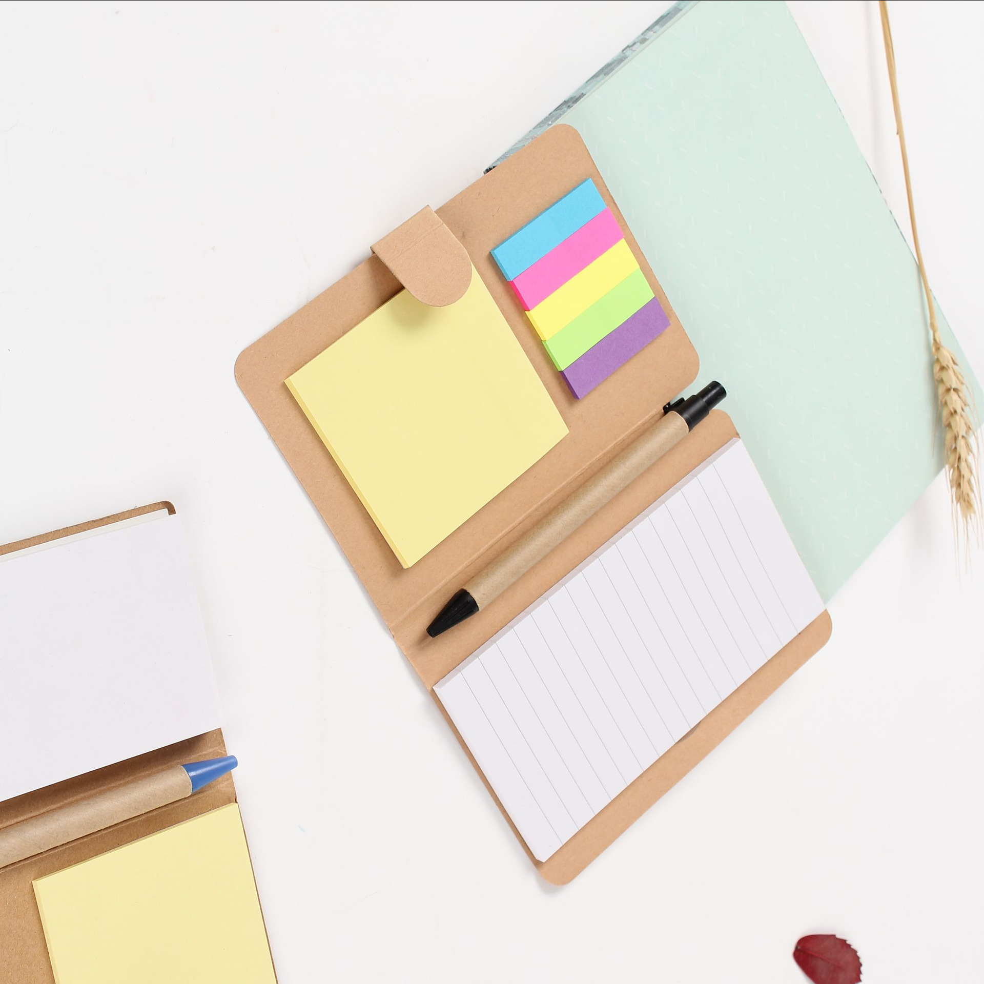 厂家定制便利贴 含笔可撕便签本笔记本皮纸表面材质 logo来图定做