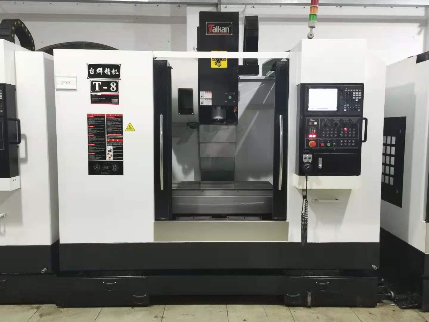 台群850cnc,主轴12000转,24把刀臂式刀库