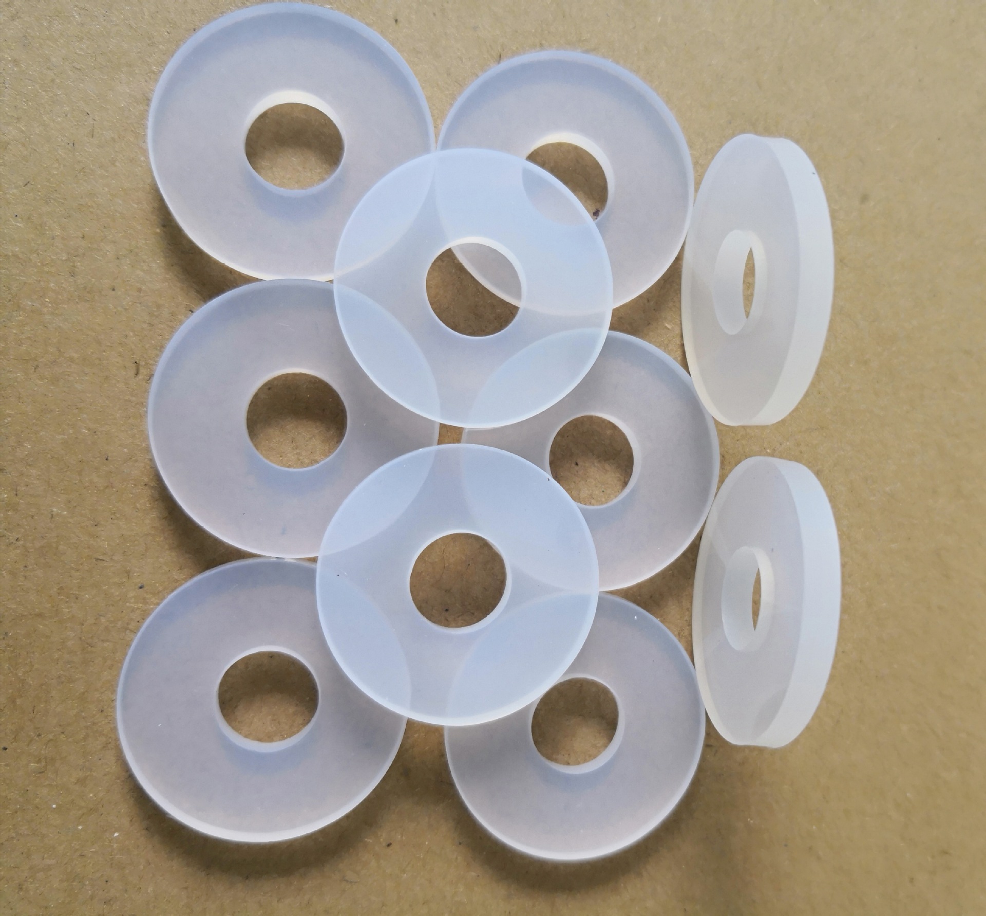 透明硅胶垫圈垫片耐高温白色硅胶垫圈密封自粘硅胶垫圈背胶硅胶垫