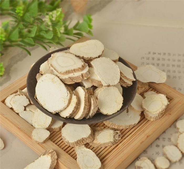 厂家直供白芷油 辛香料 白芷精油 食品调味 火锅调香味 1kg起售