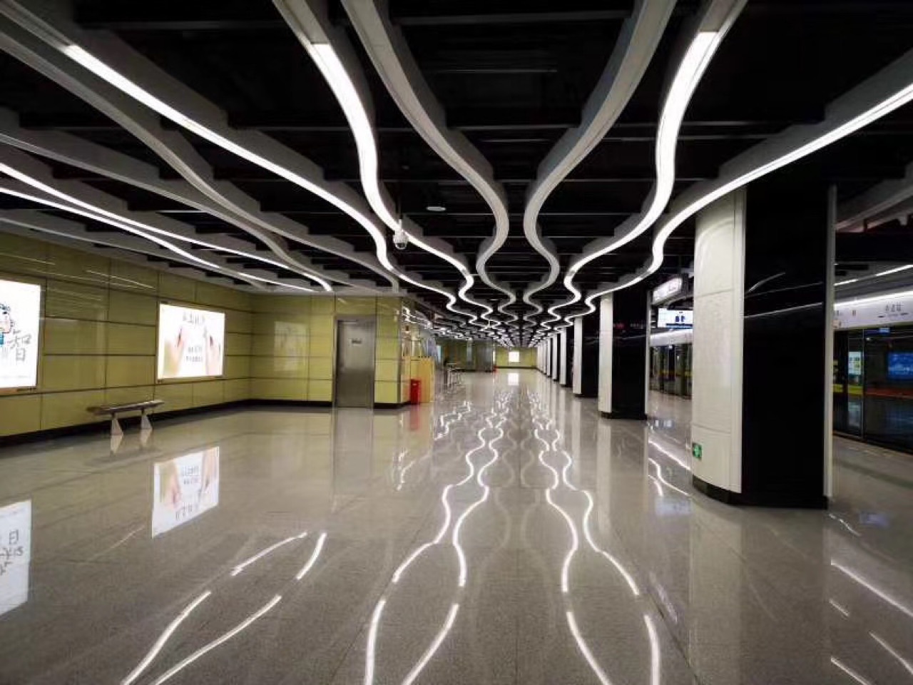 铝合金异形灯槽方通 铝单板灯带方通 商场吊顶铝单板发光方通定制