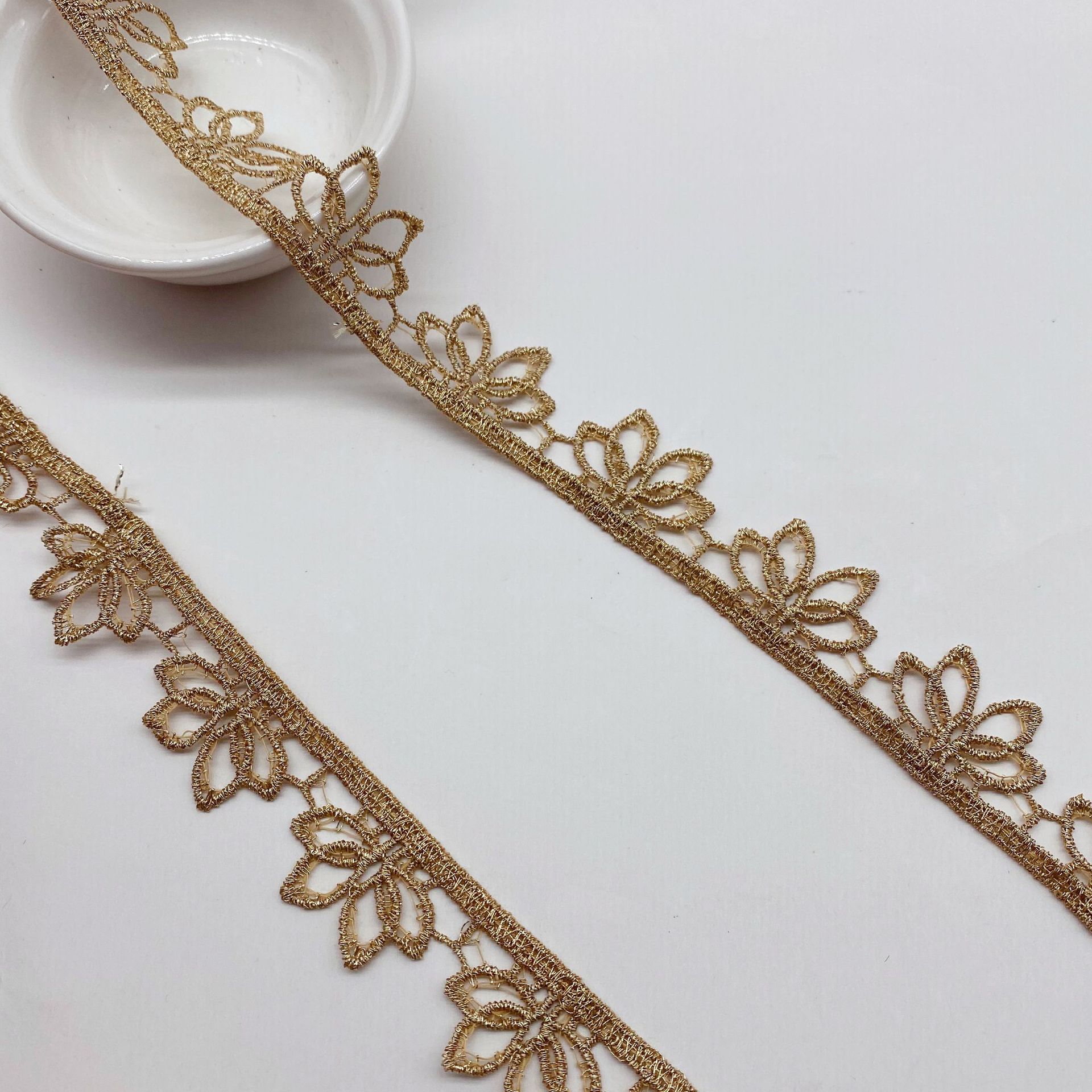 水溶金线单边缕空花刺绣蕾丝花边lolita婚纱金色配饰diy手工现货