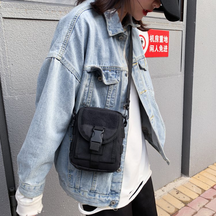 Korean Style Ins Trendy Cool Tooling Style Personality Mortise Lock Student Small Bags Shoulder Bag Hong Kong Style for Girls Internet Celebrity Small Black Bag