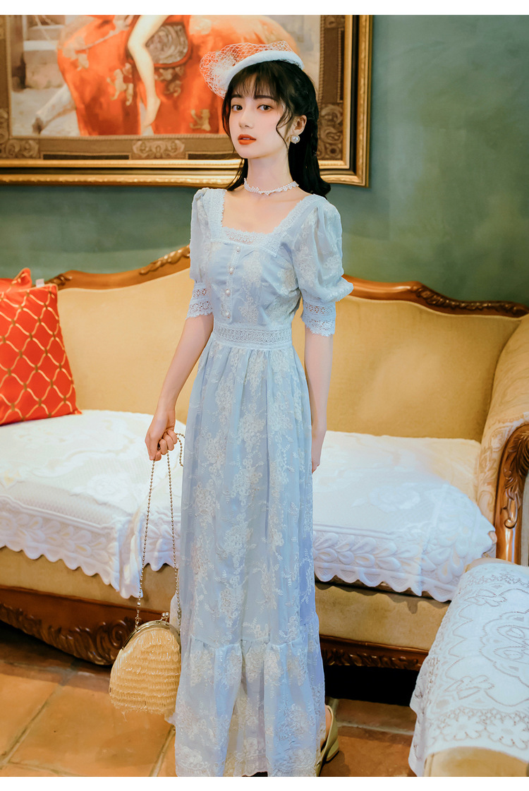 实拍2020夏季新款法式宫廷收腰重工雪纺刺绣长裙方领复古连衣裙女