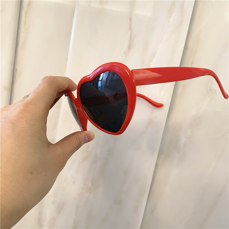抖音同款爱心特效眼镜夜晚灯光变爱心眼镜网红太阳镜桃心心形墨镜
