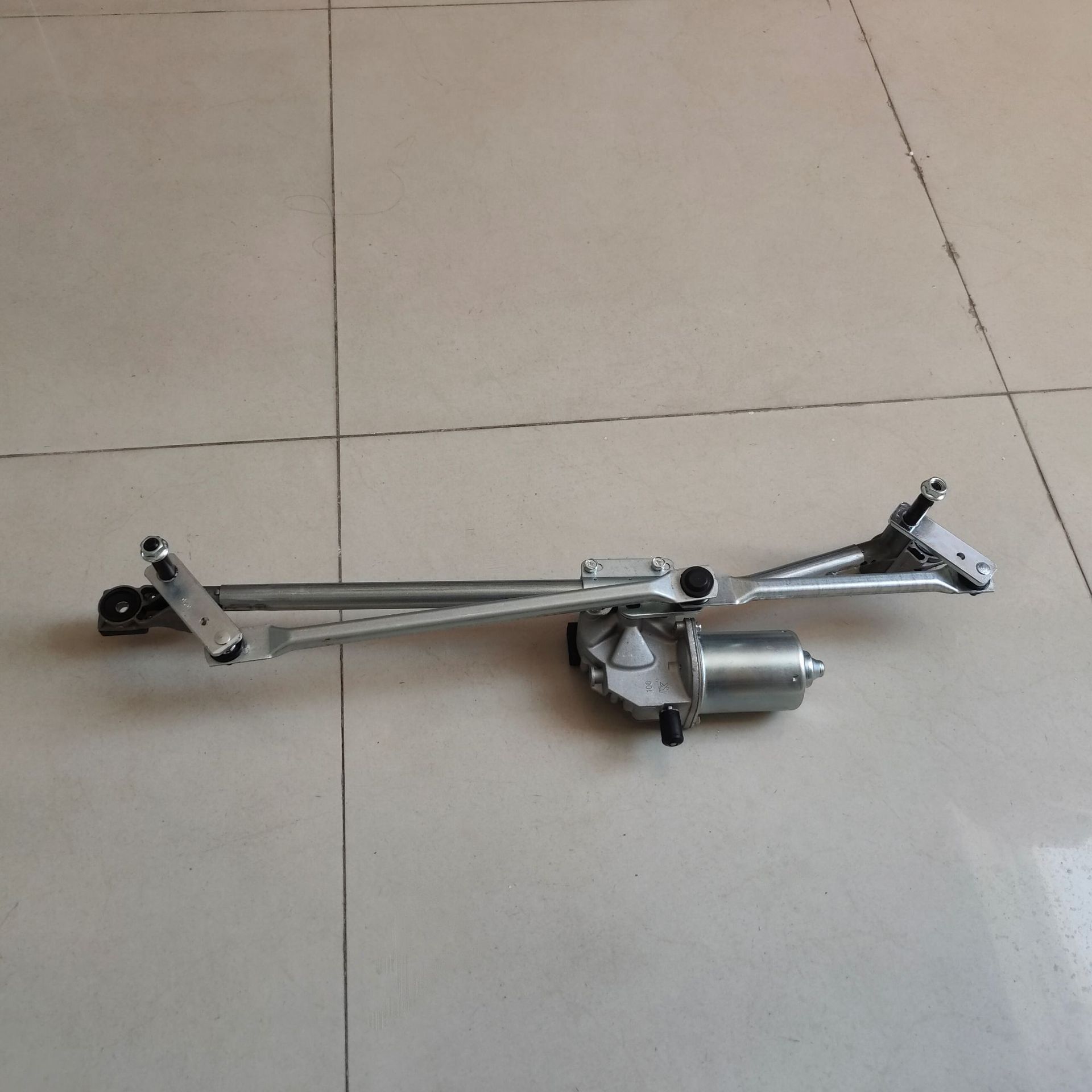 汽车雨刮器总成 适用路虎神行者2 lr002253