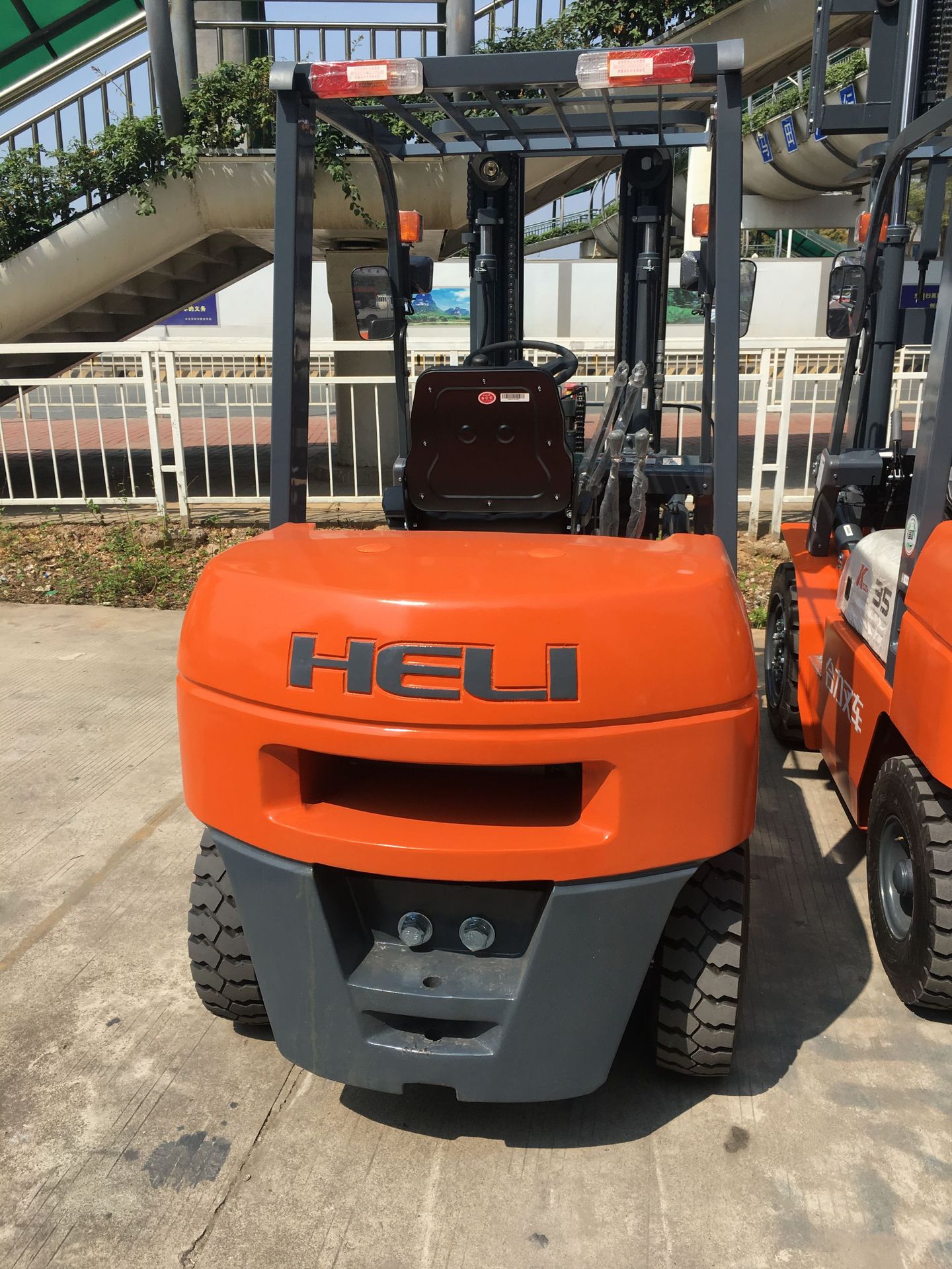 深圳合力叉车,光明公明厂价直销合力叉车,松岗沙井电动叉车