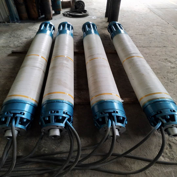 使用井径:100-350mm 扬程:6-1500m 电机功率:1.1-410kw.